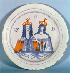 Assiette en faïence étamée, Lambeth, vers 1689